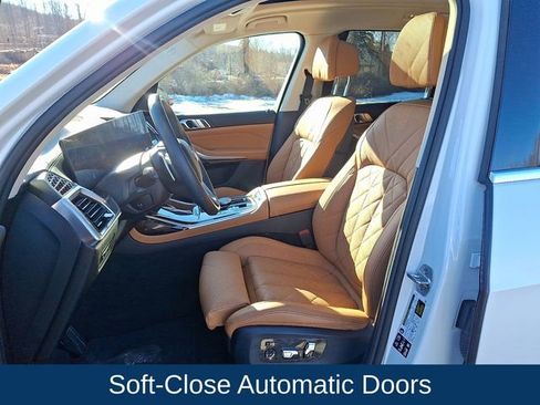 Used 2024 BMW X7 xDrive40i image 17