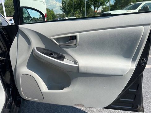 Used 2012 Toyota Prius Two FWD image 7