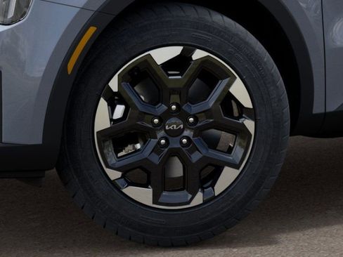 New 2025 Kia Sorento S image 9