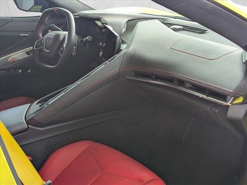 Used 2020 Chevrolet Corvette Stingray Coupe w/ Z51 Performance Package RWD image 18