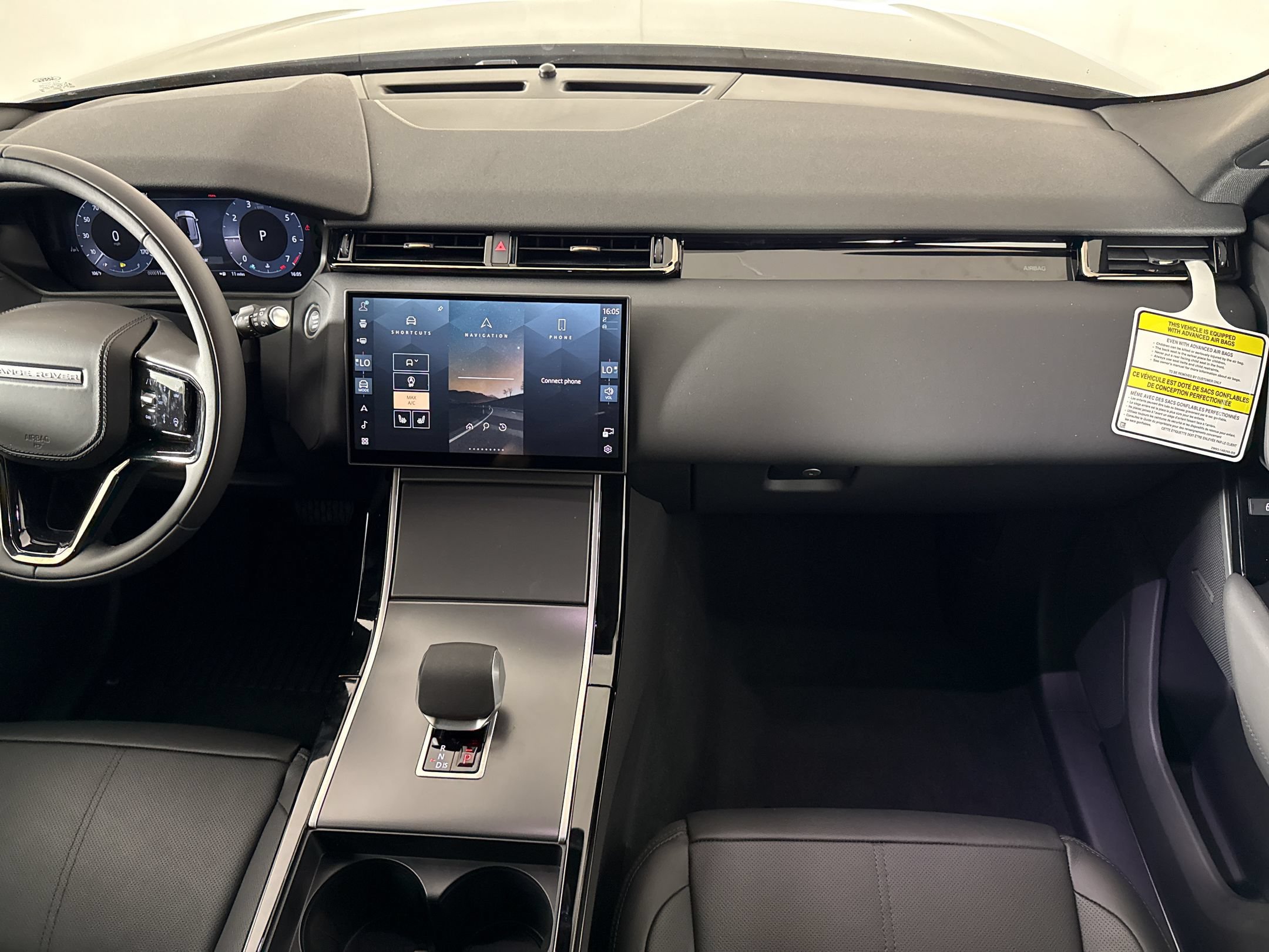 New 2026 Land Rover Range Rover Velar S AWD/4WD image 17