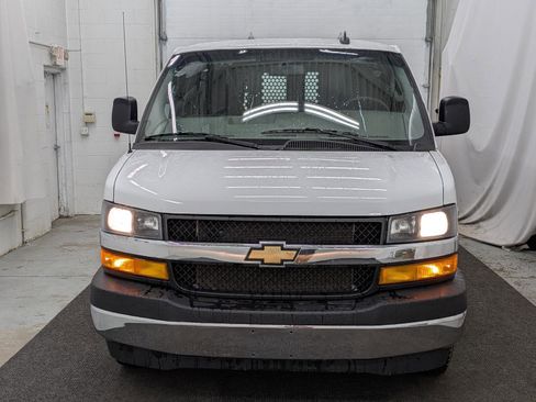 Used 2024 Chevrolet Express 2500 w/ Driver Convenience Package image 11