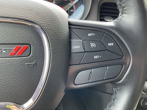 Used 2023 Dodge Charger SXT w/ Blacktop Package AWD/4WD image 17