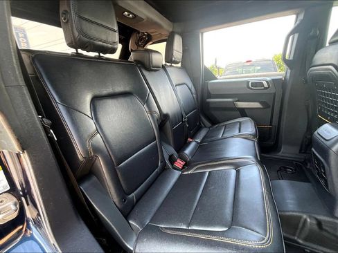 Used 2021 Ford Bronco Badlands w/ Sasquatch Package AWD/4WD image 29