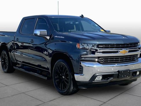 Used 2020 Chevrolet Silverado 1500 LT w/ Texas Edition AWD/4WD image 2