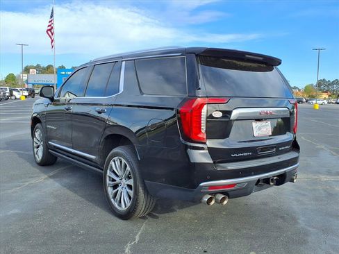 Used 2021 GMC Yukon Denali w/ Denali Premium Package AWD/4WD image 18