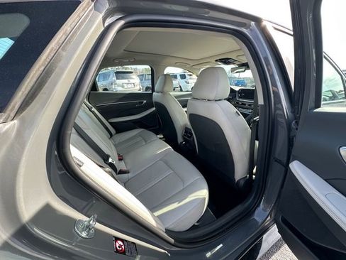 Used 2022 Hyundai Sonata Limited image 17