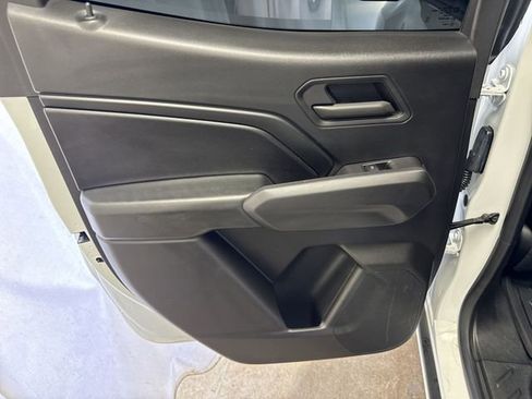 Certified 2024 Chevrolet Colorado W/T w/ Technology Package image 23