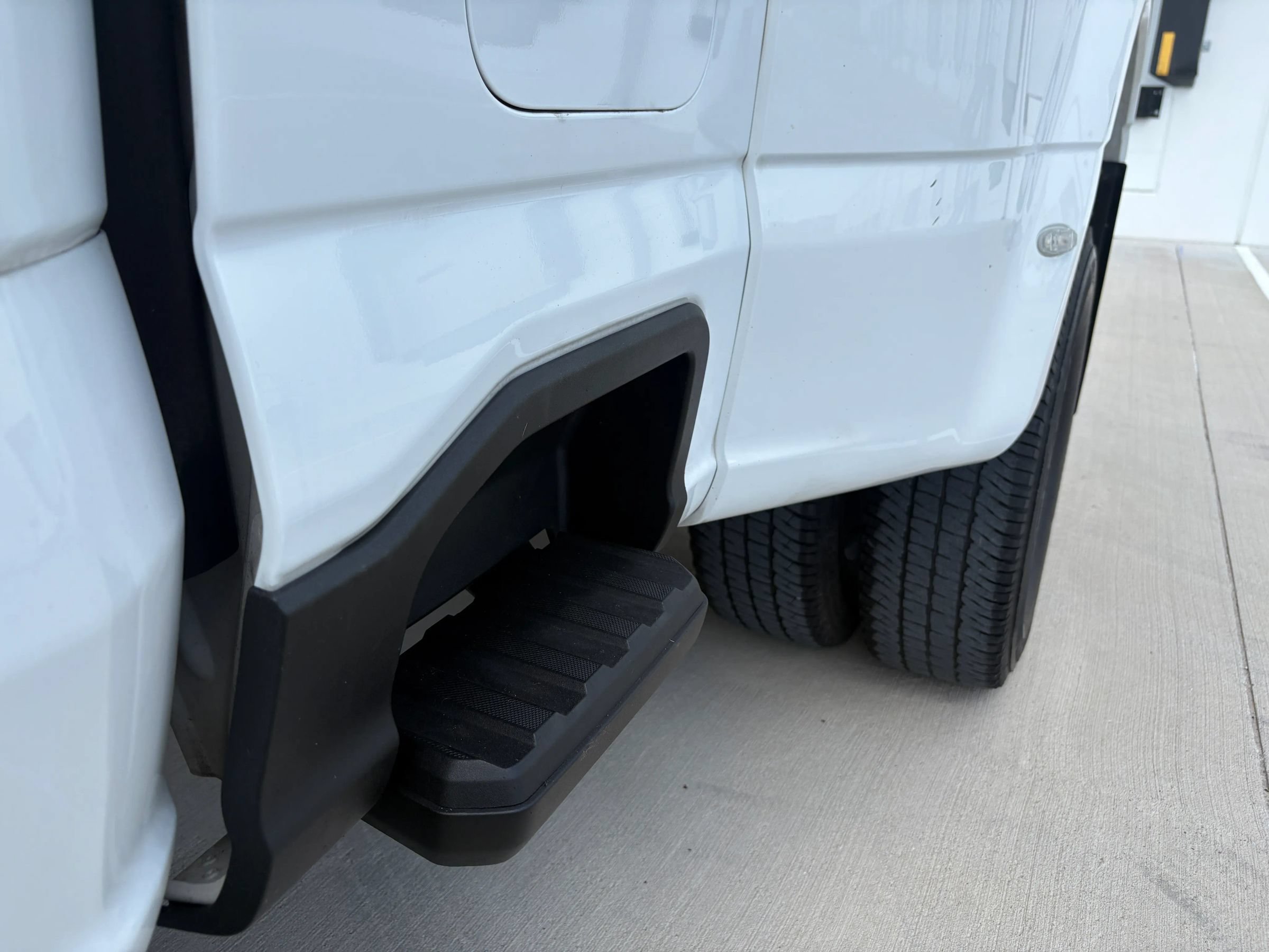 Used 2024 Ford F350 XLT AWD/4WD image 24