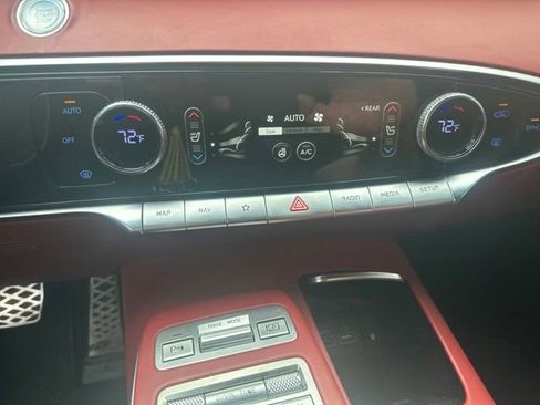 Used 2022 Genesis GV70 3.5T Sport w/ Sport Prestige Package AWD/4WD image 15