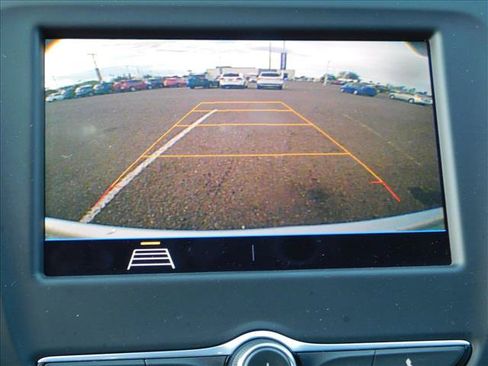 Used 2021 Chevrolet Equinox LT w/ LPO, Floor Liner Package FWD image 13