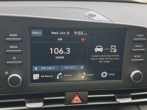 Used 2025 Hyundai Elantra SE image 18