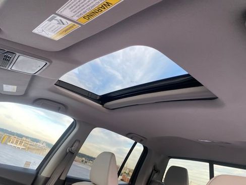 Certified 2023 Honda Ridgeline RTL-E image 18