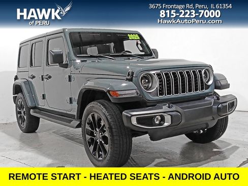 Used 2025 Jeep Wrangler Unlimited Sahara image 1