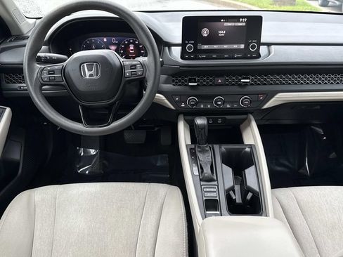 Certified 2023 Honda Accord EX image 3