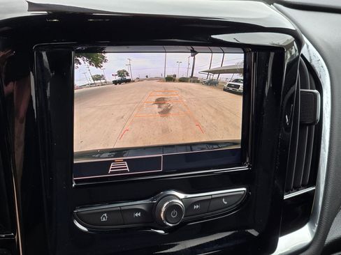 Certified 2023 Chevrolet Traverse LT FWD image 13