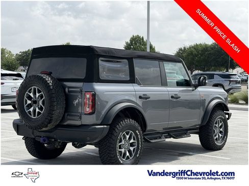 Used 2023 Ford Bronco Badlands AWD/4WD image 4
