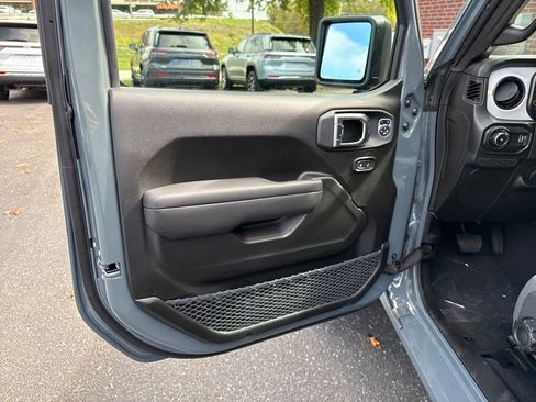 New 2025 Jeep Wrangler Sport S image 11