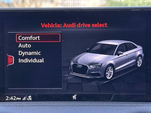 Used 2020 Audi S3 Premium Plus w/ Premium Plus Package image 25