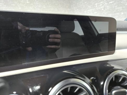 Used 2020 Mercedes-Benz A 220 A 220 image 21