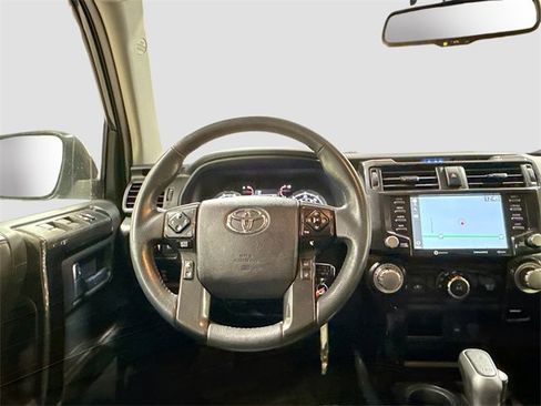 Used 2020 Toyota 4Runner TRD Off-Road image 23