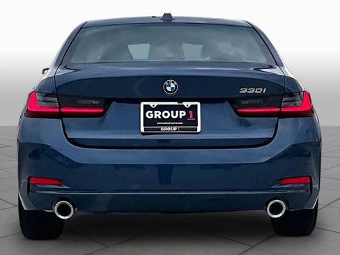 Used 2025 BMW 330i Sedan RWD image 4