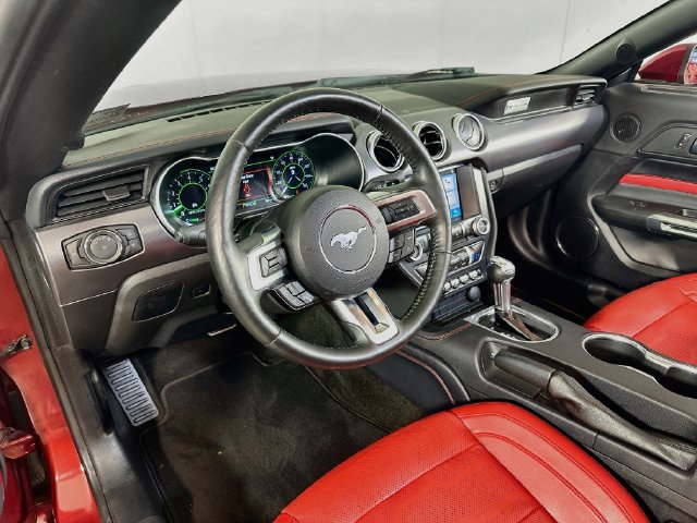 Used 2019 Ford Mustang GT Premium w/ Equipment Group 401A RWD image 30