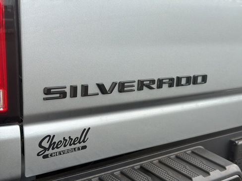 Used 2025 Chevrolet Silverado 3500 LTZ w/ Trail Boss Package image 7