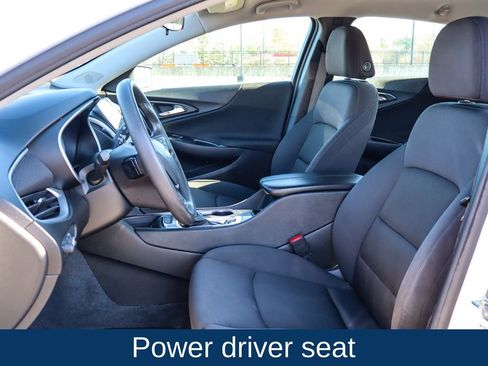 Used 2023 Chevrolet Malibu LT image 10