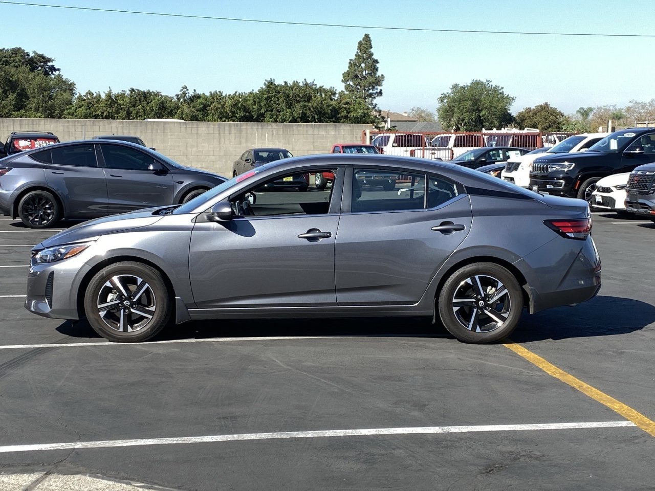 Certified 2024 Nissan Sentra SV FWD image 3