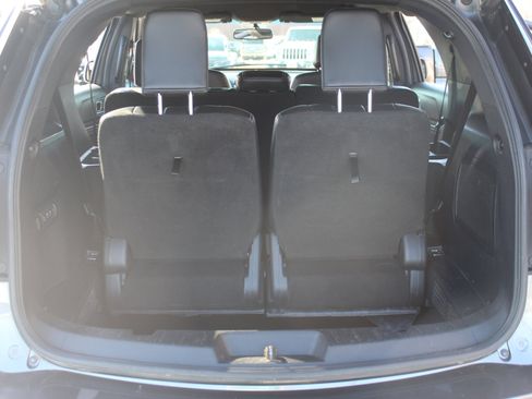 Used 2017 Ford Explorer Limited image 30