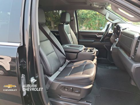 Certified 2025 GMC Sierra 1500 SLT AWD/4WD image 23