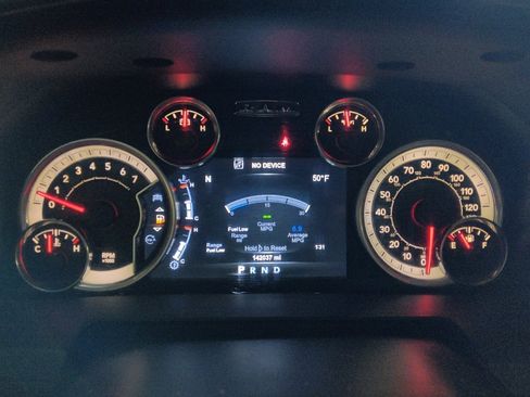 Used 2015 RAM 2500 Laramie w/ Protection Group image 23