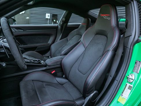 Used 2026 Porsche 911 GT3 RWD image 5