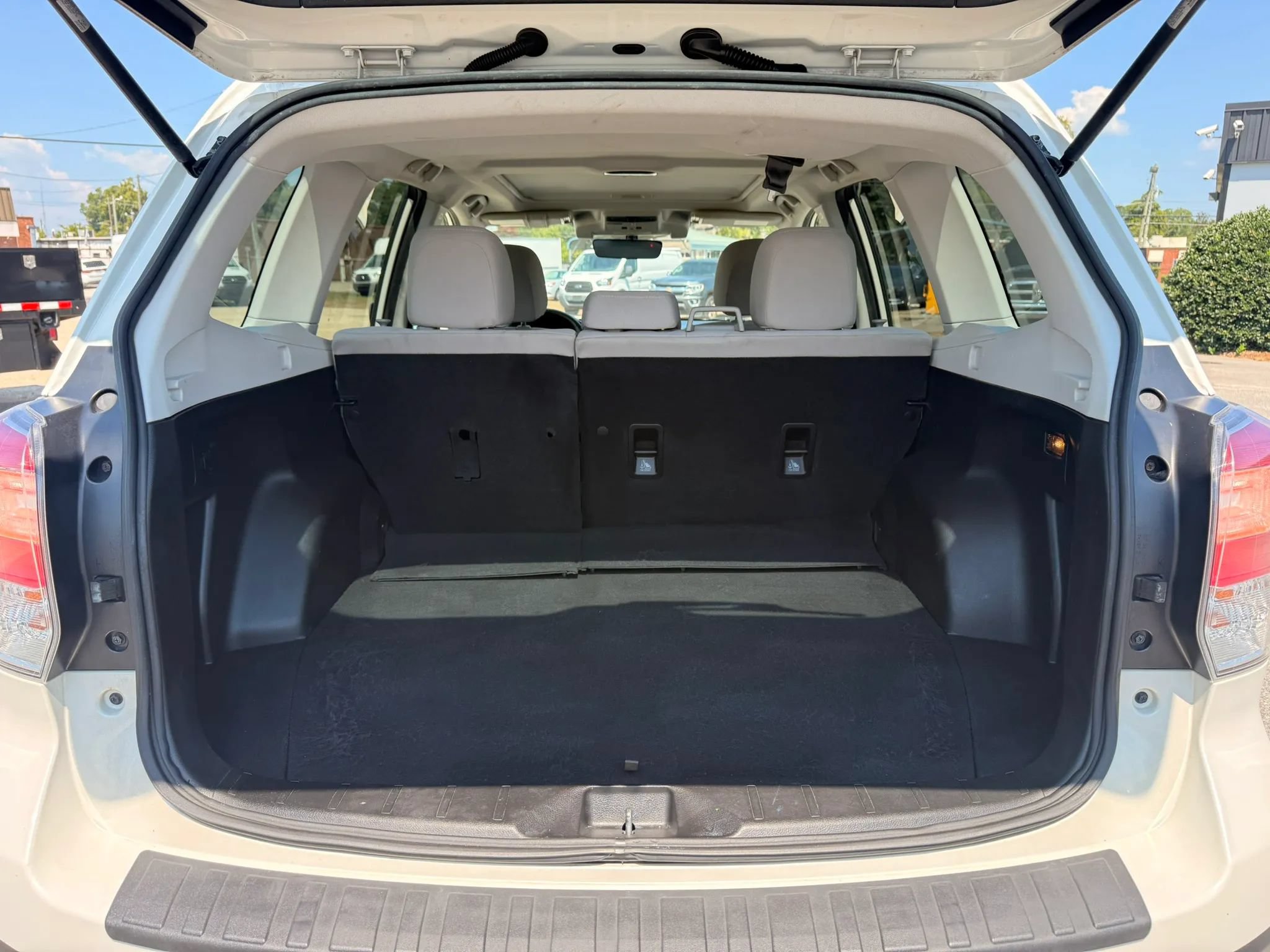 Used 2018 Subaru Forester 2.5i Premium AWD/4WD image 29