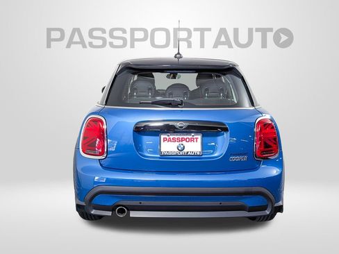 Used 2022 MINI Cooper 4-Door Hardtop FWD image 6