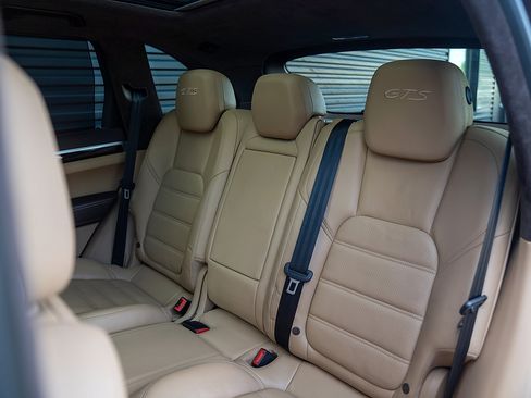 Used 2018 Porsche Cayenne GTS AWD/4WD image 20