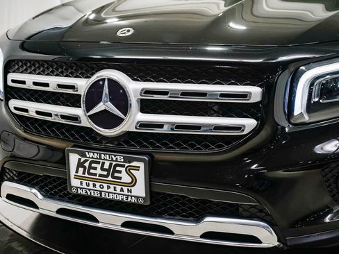 Certified 2022 Mercedes-Benz GLB 250 image 8