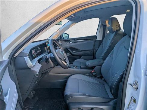 New 2026 Volkswagen Tiguan SE AWD/4WD image 4