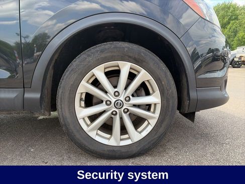 Used 2019 Nissan Rogue Sport SV AWD/4WD image 14