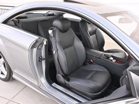 Used 2010 Mercedes-Benz CL 550 4MATIC image 55