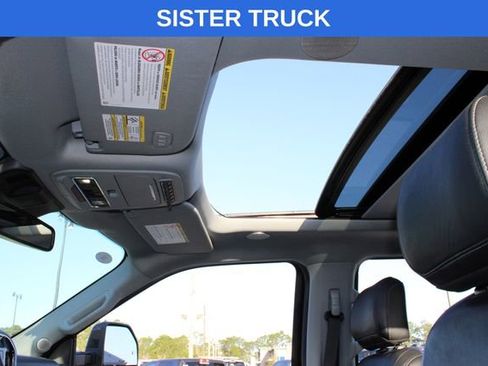 Used 2024 Ford F250 Lariat w/ Lariat Ultimate Package AWD/4WD image 18