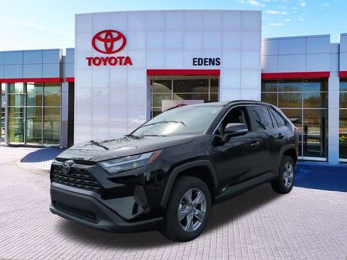 Certified 2025 Toyota RAV4 XLE image 7