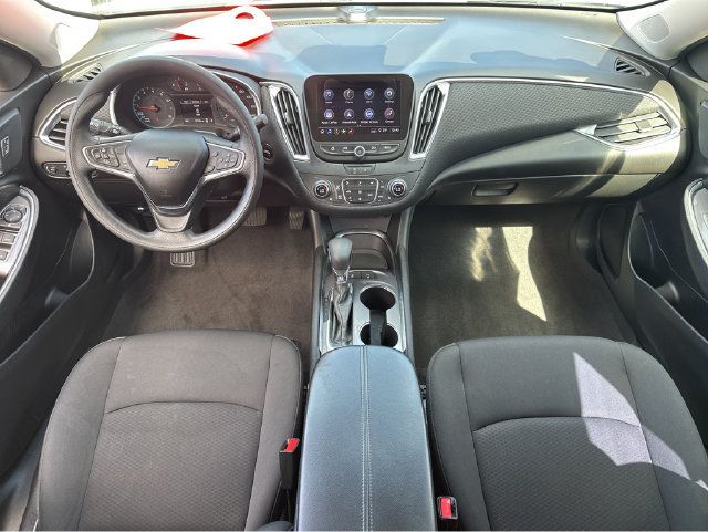 Used 2021 Chevrolet Malibu LT FWD image 18