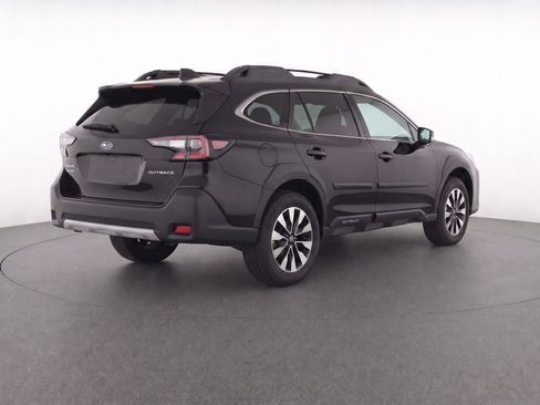 Used 2025 Subaru Outback Limited AWD/4WD image 6