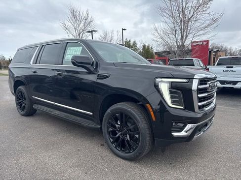 New 2026 GMC Yukon XL Elevation w/ Elevation Premium Package AWD/4WD image 5