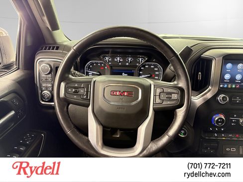Used 2021 GMC Sierra 1500 SLT AWD/4WD image 13