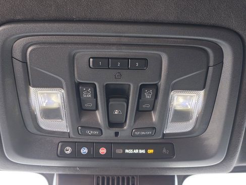 Used 2025 GMC Sierra 2500 Denali Ultimate w/ Max Trailering Package AWD/4WD image 30