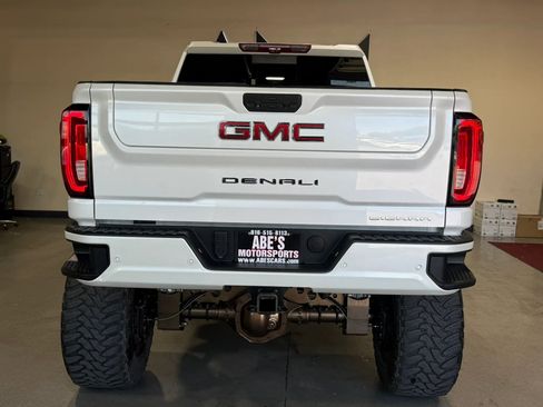 Used 2020 GMC Sierra 2500 Denali w/ Denali Ultimate Package AWD/4WD image 5