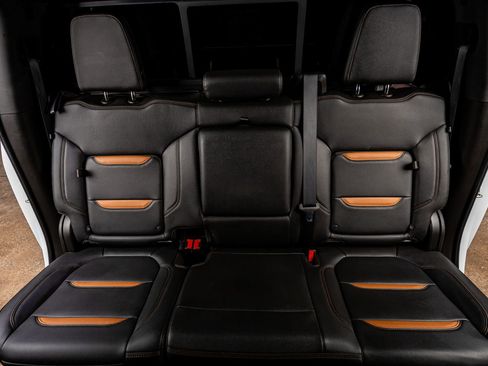 Used 2021 GMC Sierra 2500 AT4 w/ AT4 Preferred Package image 35